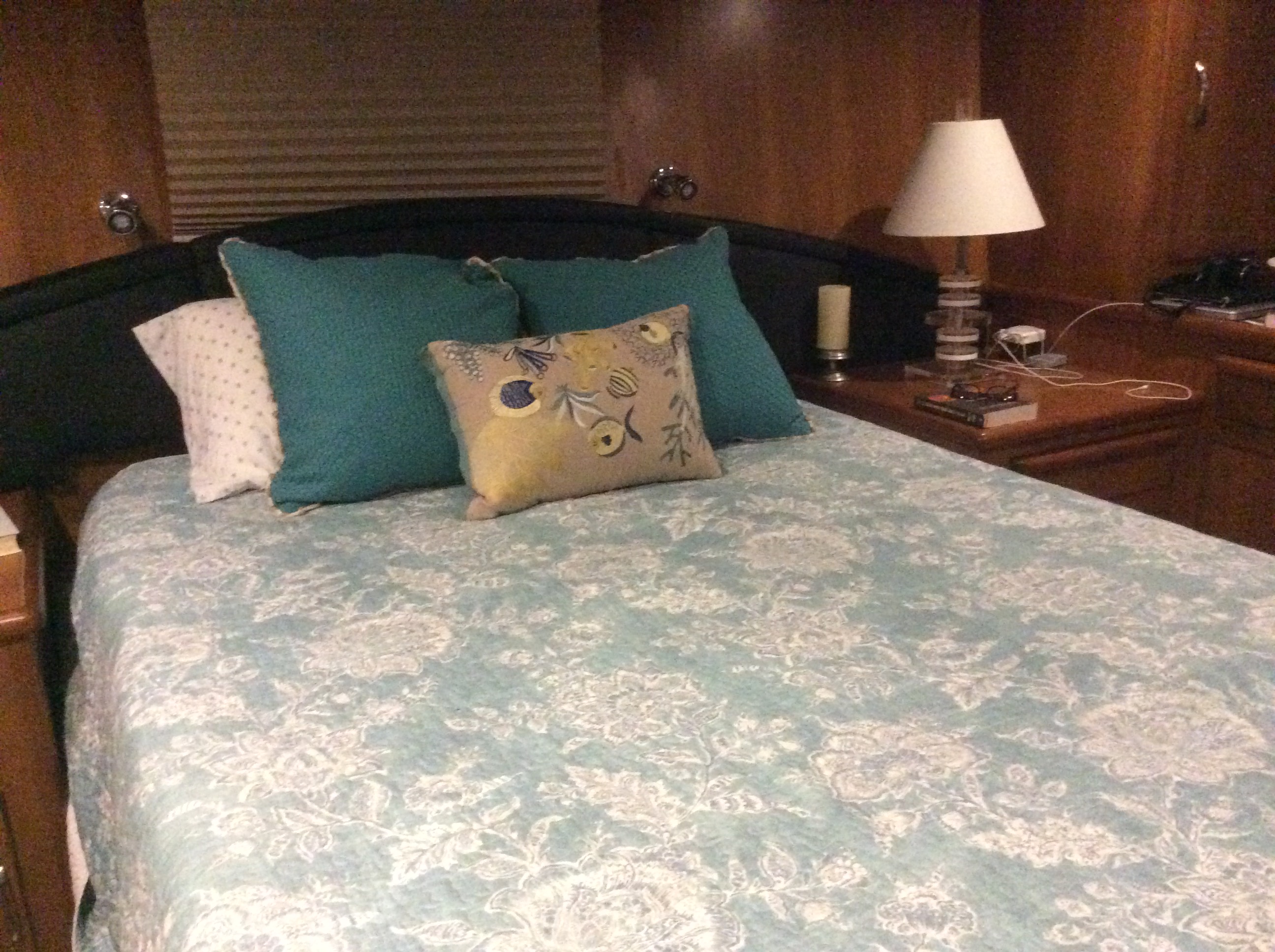 42A2AA96-DDA2-49DA-827D-BC2798D2D5F8