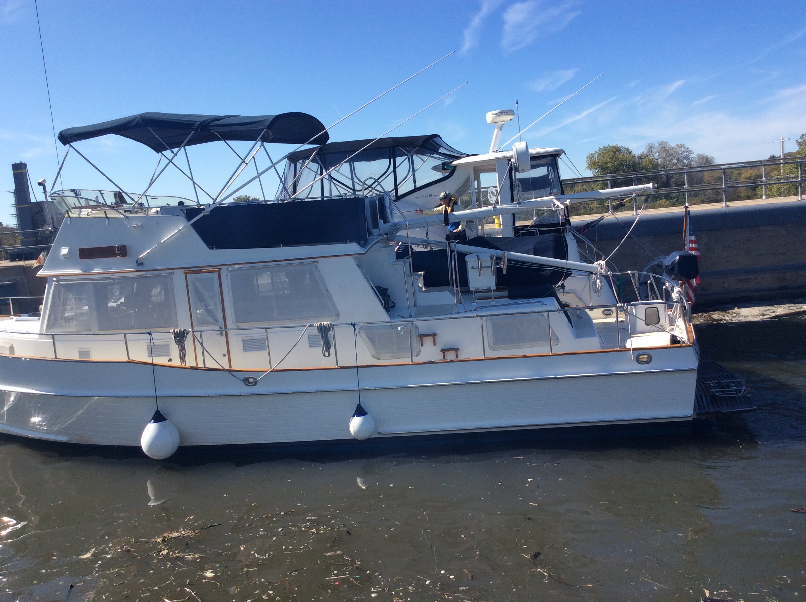 B44438F8-AE16-4D82-A2DE-8221F30E76F8